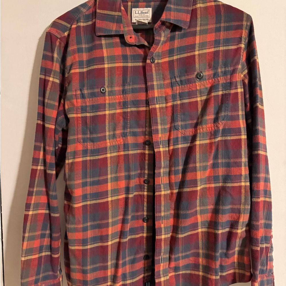 L.L. Bean Slightly Fitted Flannel in Red and Blue